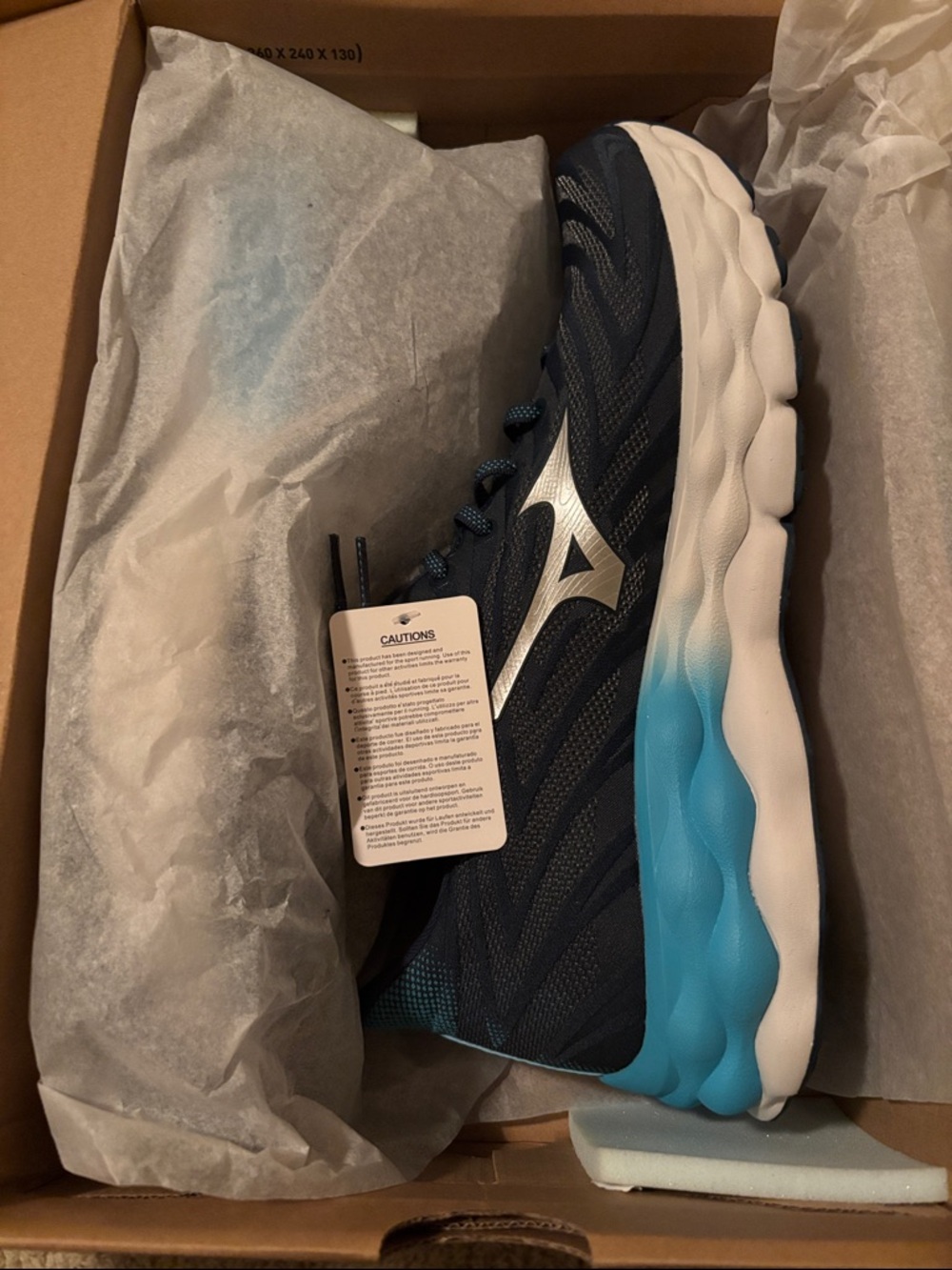 Mizuno Wave-sky 8 running shoes